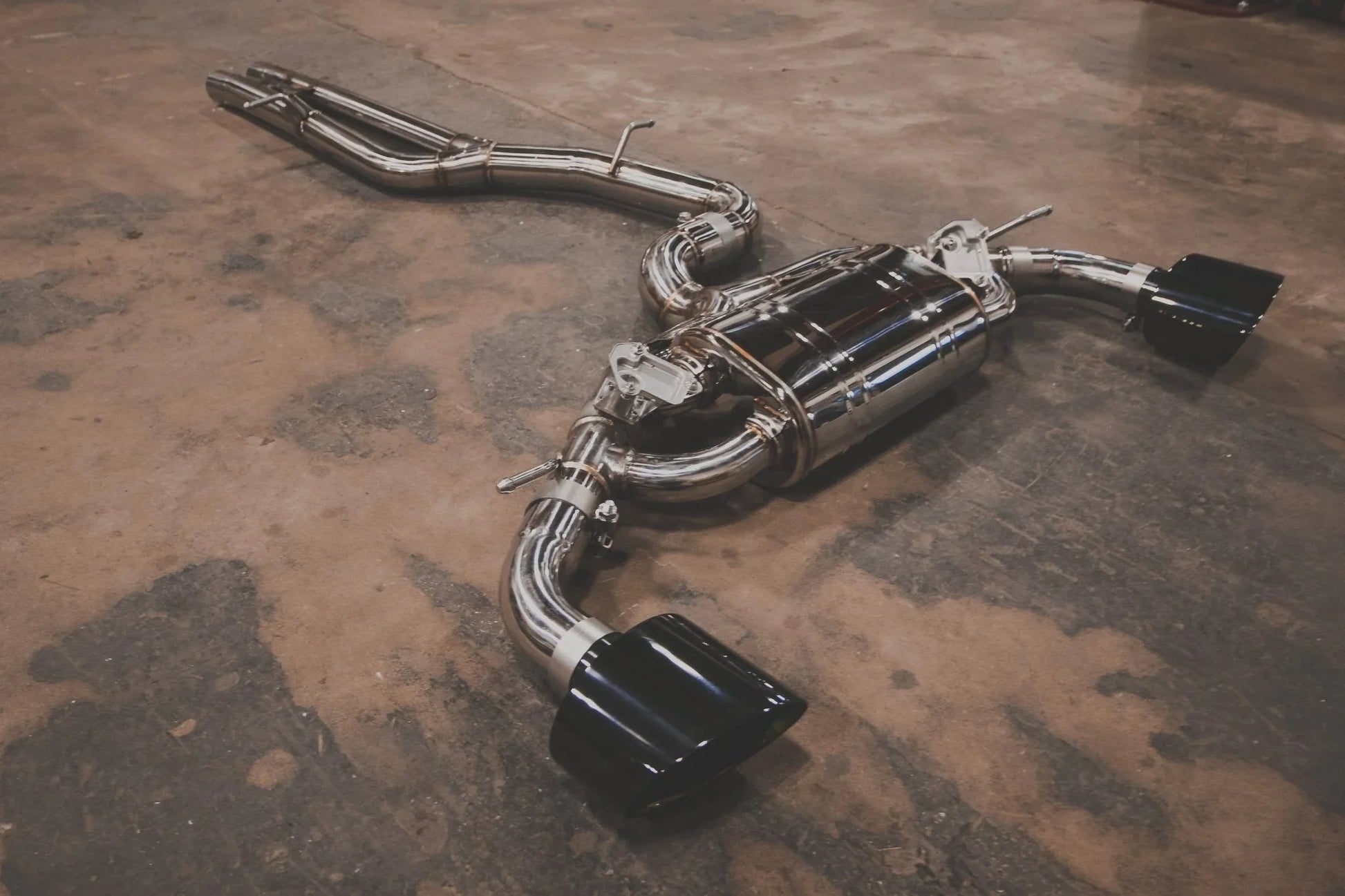 Audi TTRS MK3 كات باك كورساترونك الإلكتروني - Corsatronic Exhausts