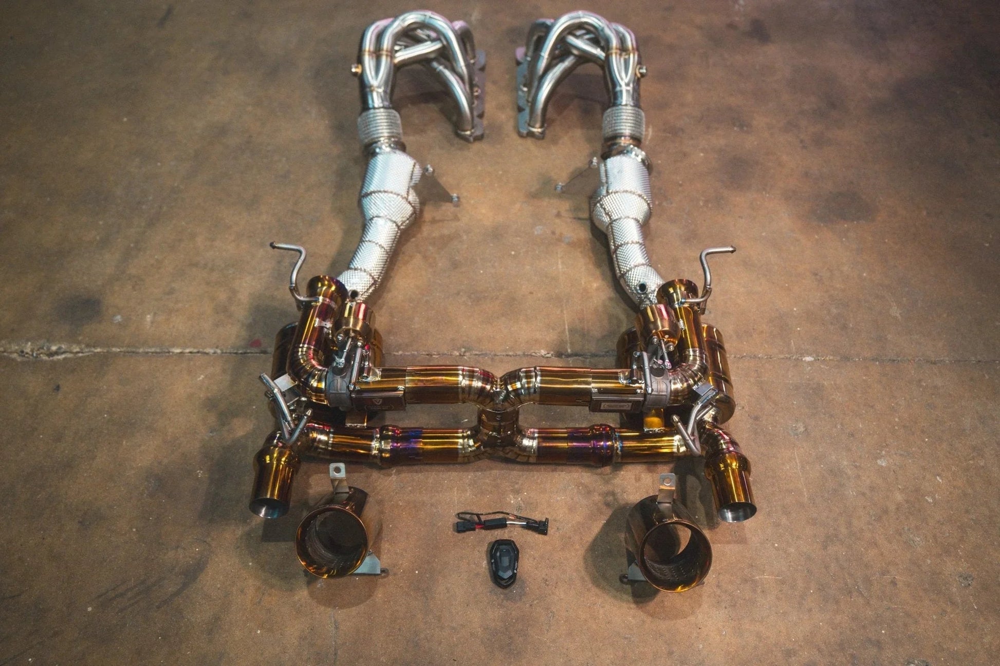 Ferrari 458 Speciale / Aperta نظام كورساترونك الإلكتروني - Corsatronic Exhausts