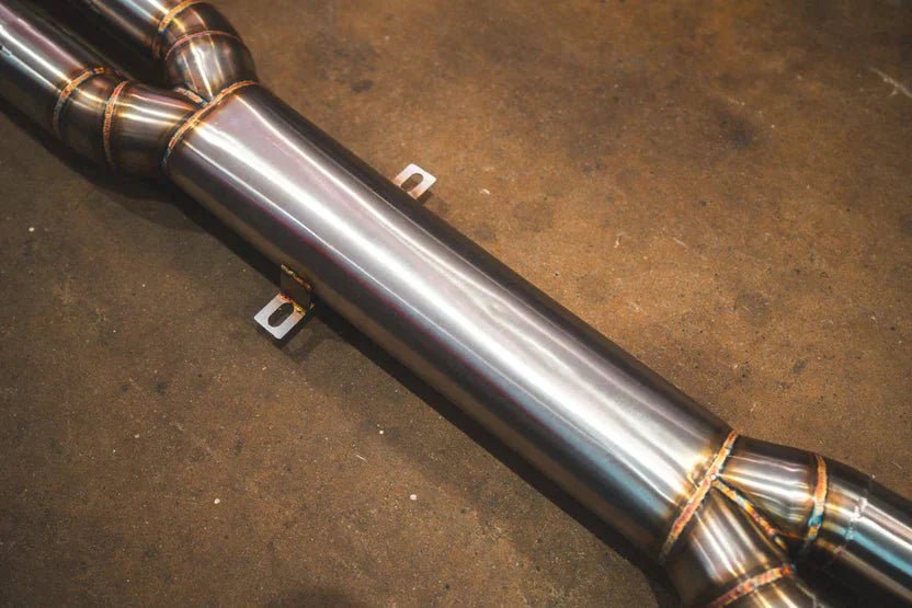 كات باك كورساترونك BMW E60 M5 - Corsatronic Exhausts