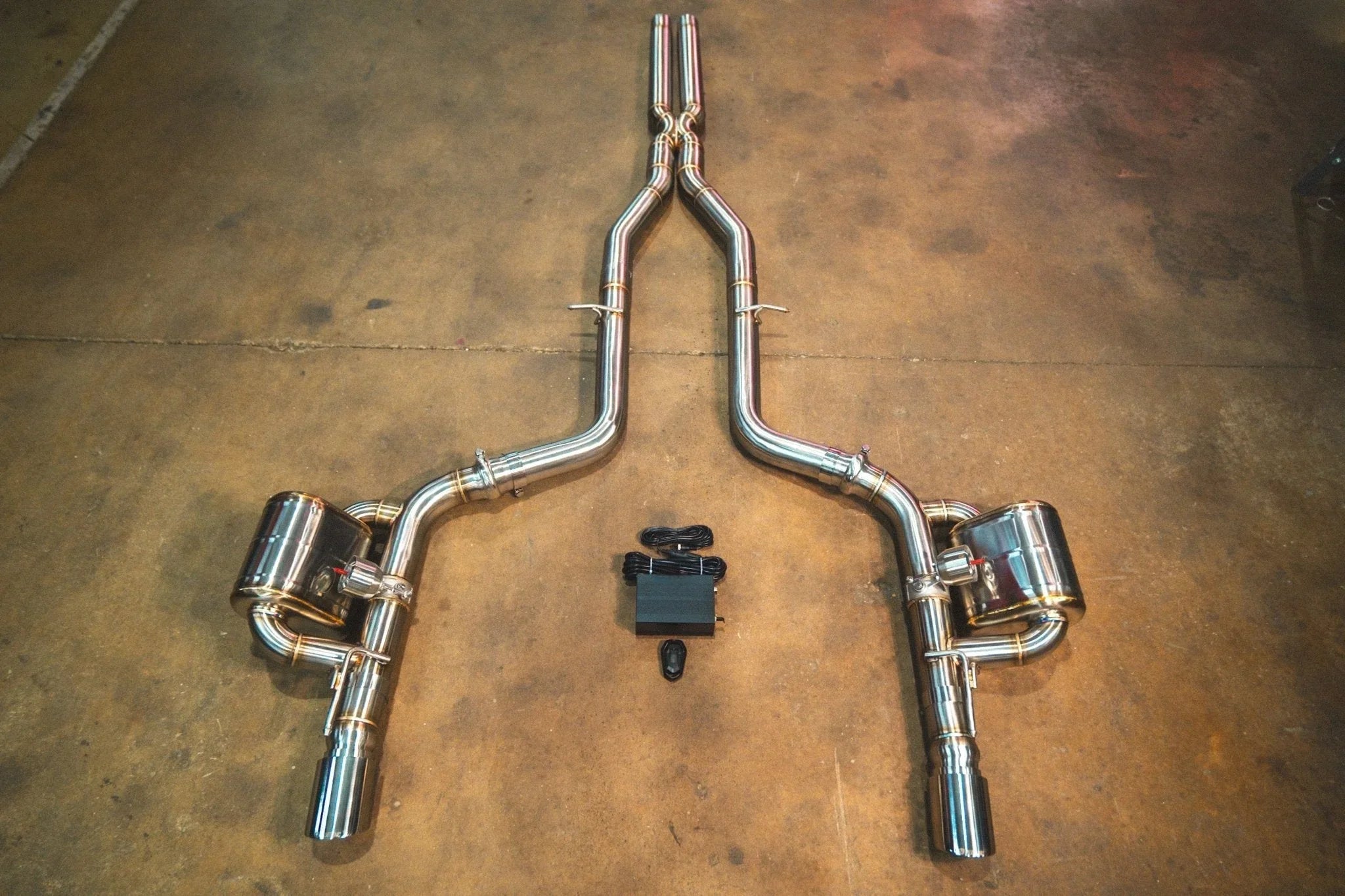 كات باك من كورساترونك - تشارجر وتشالنجر - Corsatronic Exhausts