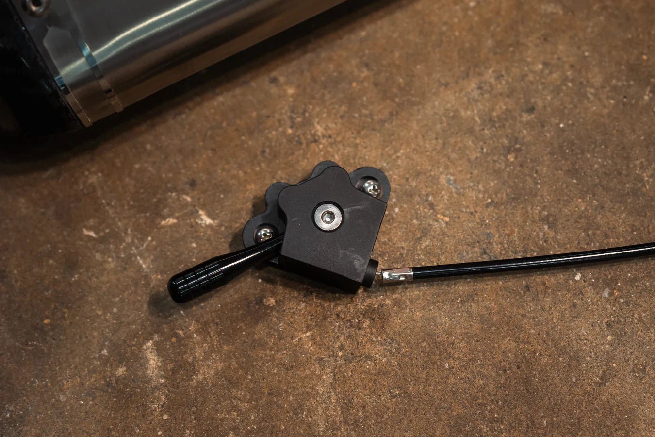 Electronic CourseTronic System for Motorcycles